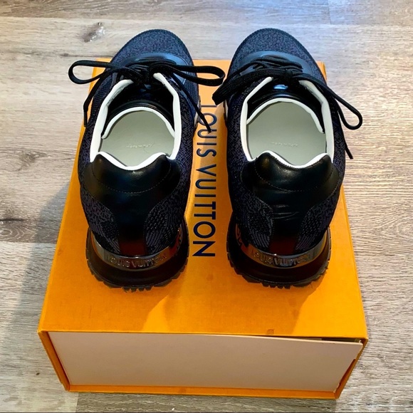 Louis Vuitton Run Away Mens Sneakers - Picture 4 of 8